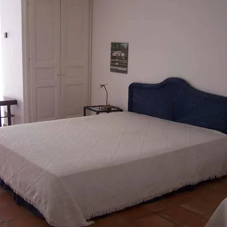 Deux -141 Villa